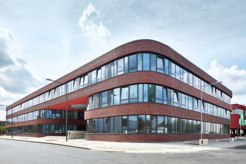 Interimsschulgebäude SNAKE